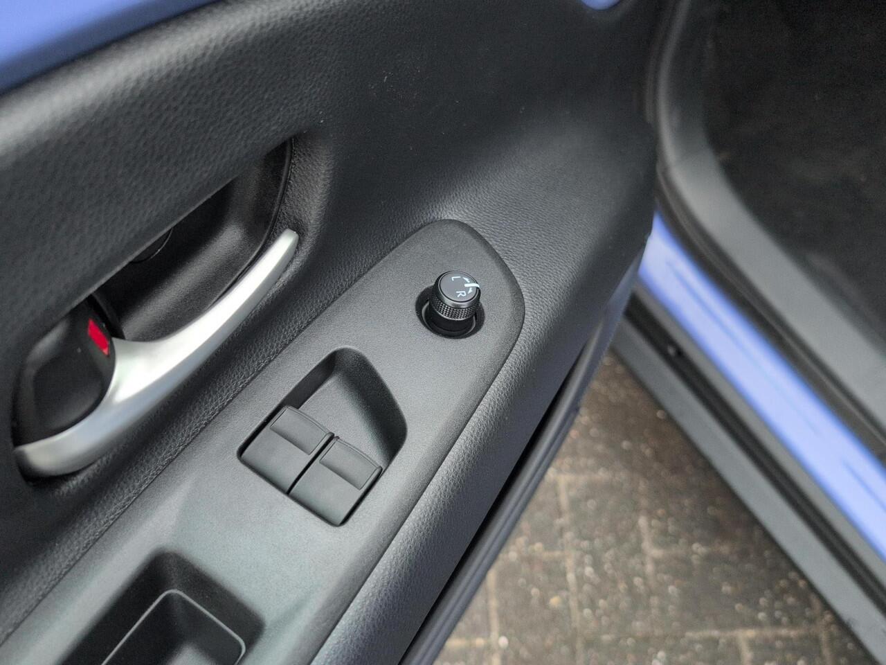 Toyota AYGO X Hybrid 115 pulse | Android Auto | Apple Carplay | Lavender met zwart dak | Automaat