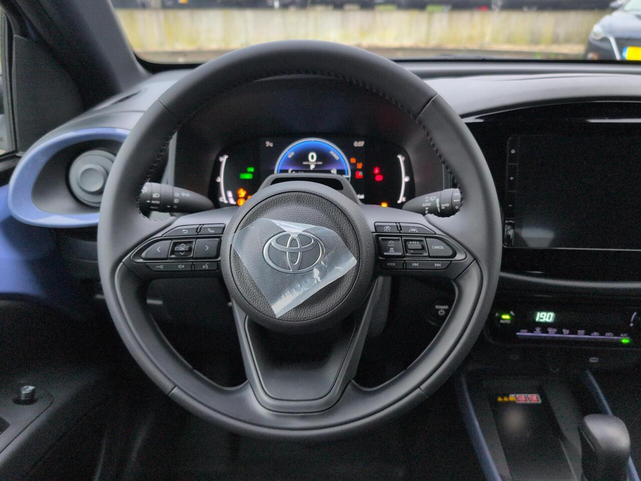 Toyota AYGO X Hybrid 115 pulse | Android Auto | Apple Carplay | Lavender met zwart dak | Automaat