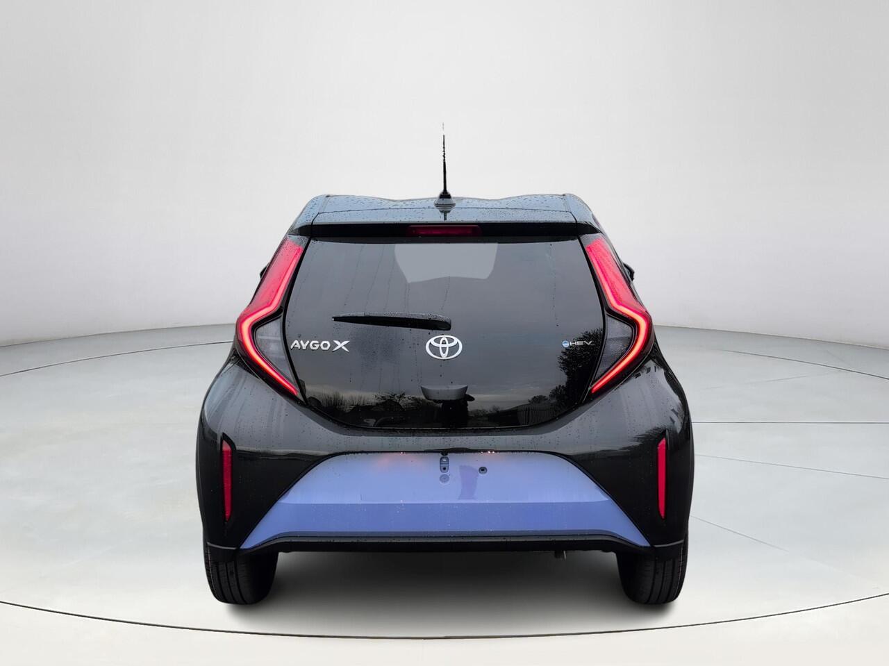 Toyota AYGO X Hybrid 115 pulse | Android Auto | Apple Carplay | Lavender met zwart dak | Automaat