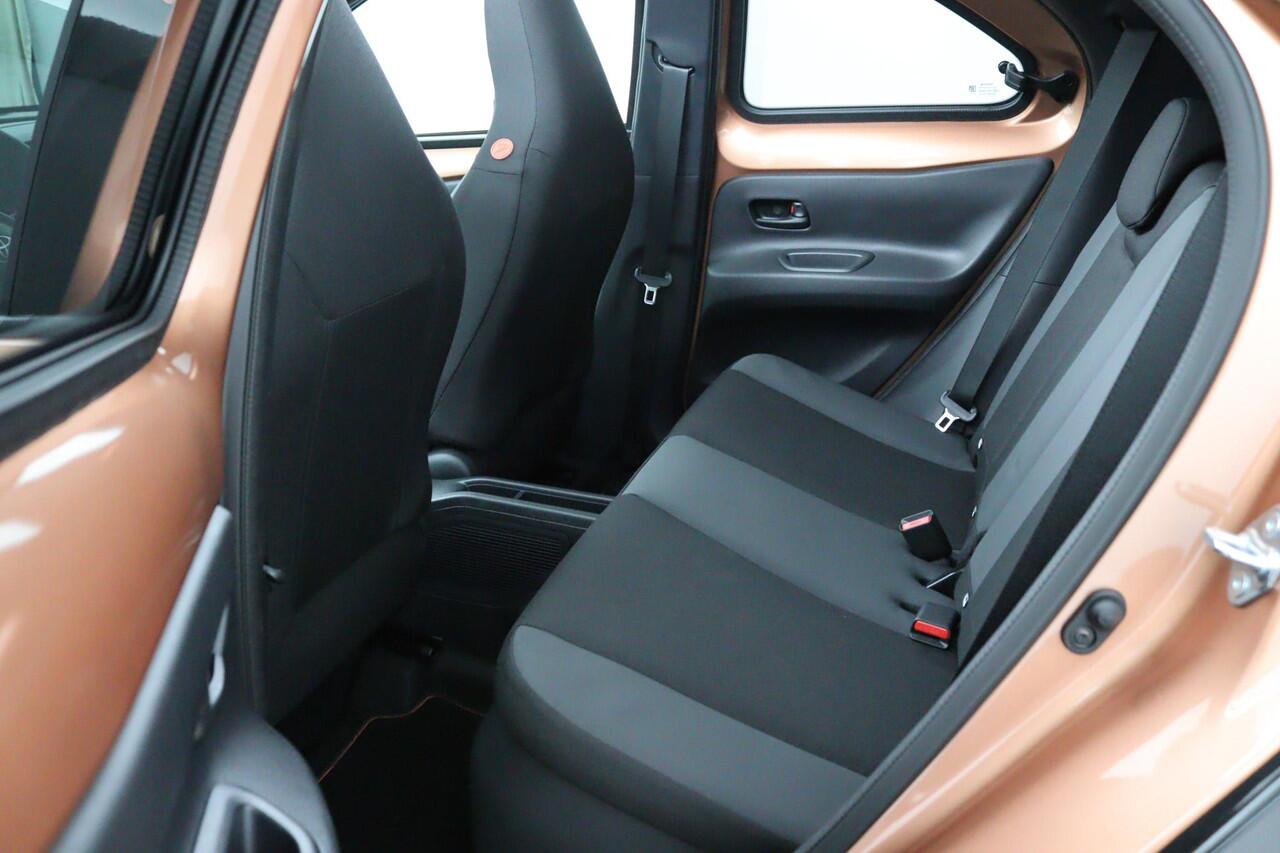 Toyota AYGO X Hybrid 115 envy | Nieuwe Auto | Direct Leverbaar | Cabrio | JBL |