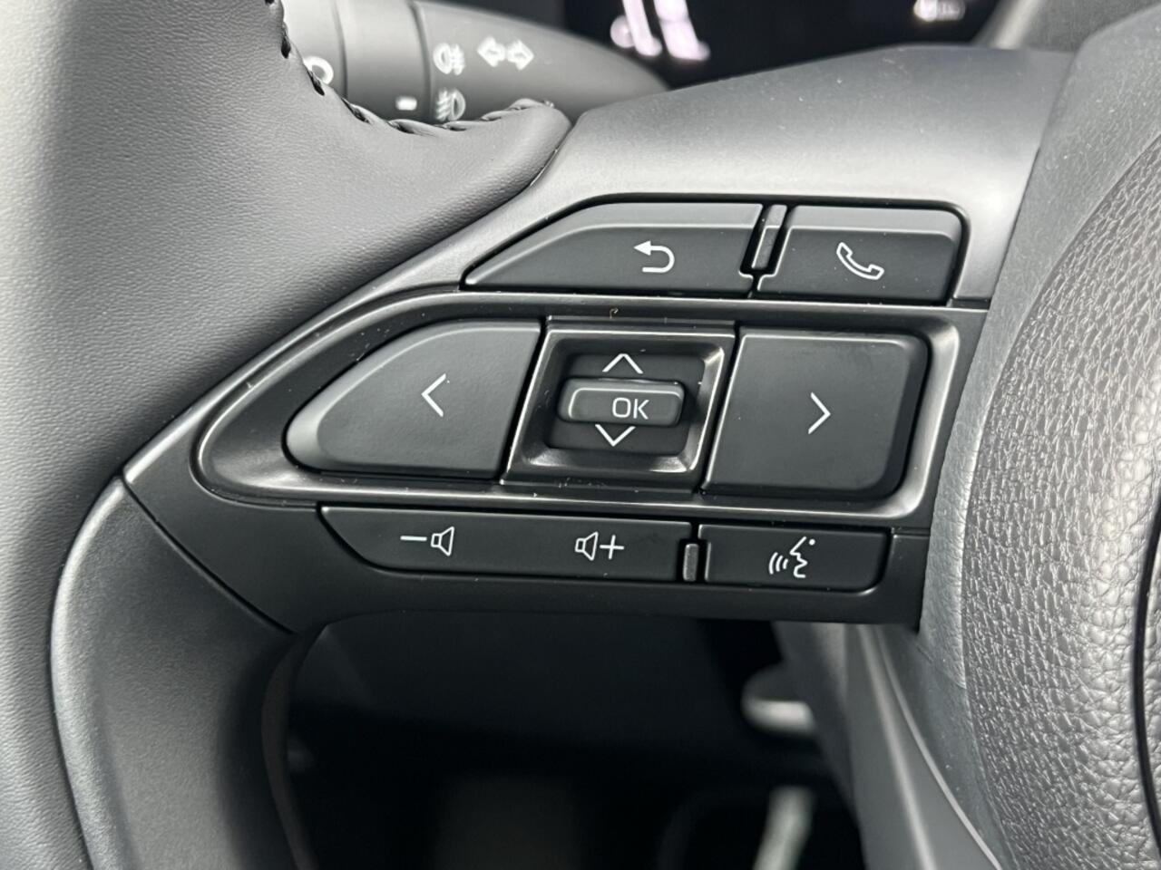 Toyota AYGO X Hybrid 115 pulse Bi-Tone | Easy Pack