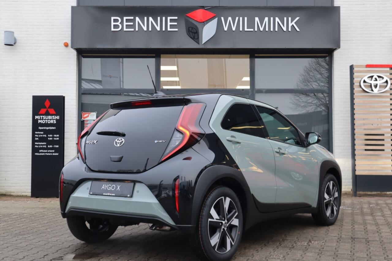 Toyota AYGO X Hybrid 115 pulse | Easy Pack