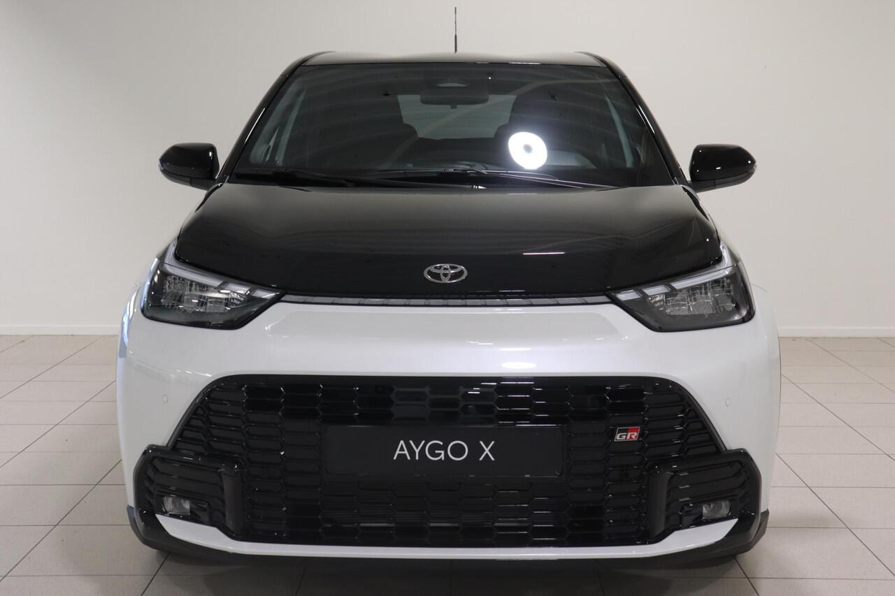 Toyota AYGO X Hybrid 115 GR Sport, JBL, Stoelverwarming, Sensoren, Apple Carplay/Android Auto!