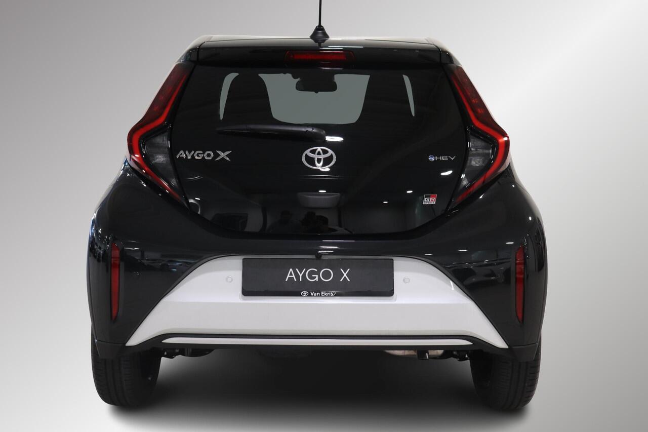 Toyota AYGO X Hybrid 115 GR Sport, JBL, Stoelverwarming, Sensoren, Apple Carplay/Android Auto!