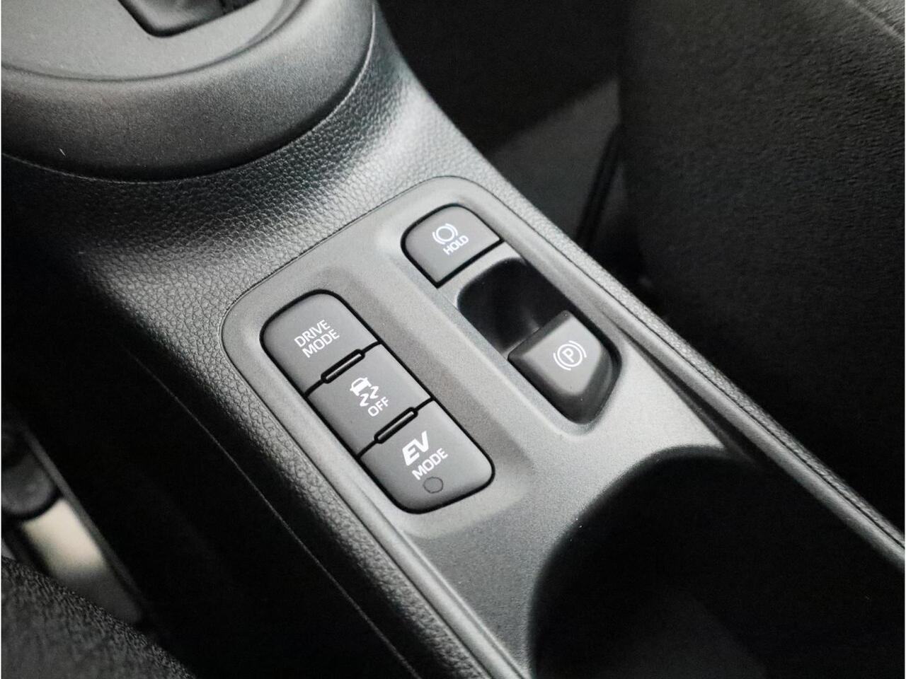 Toyota AYGO X Hybrid 115 play ¤ 500,- inruilpremie!