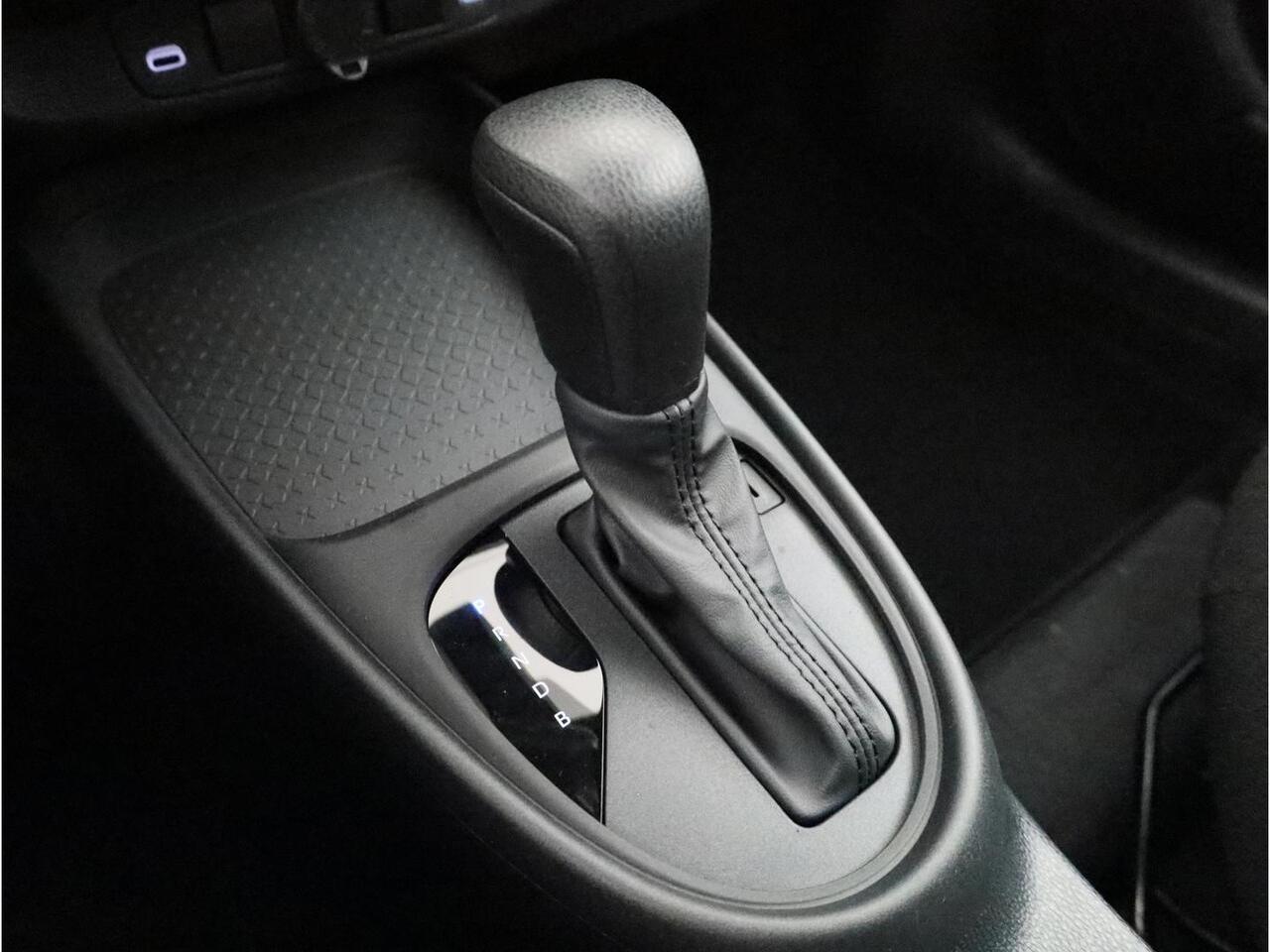 Toyota AYGO X Hybrid 115 play ¤ 500,- inruilpremie!