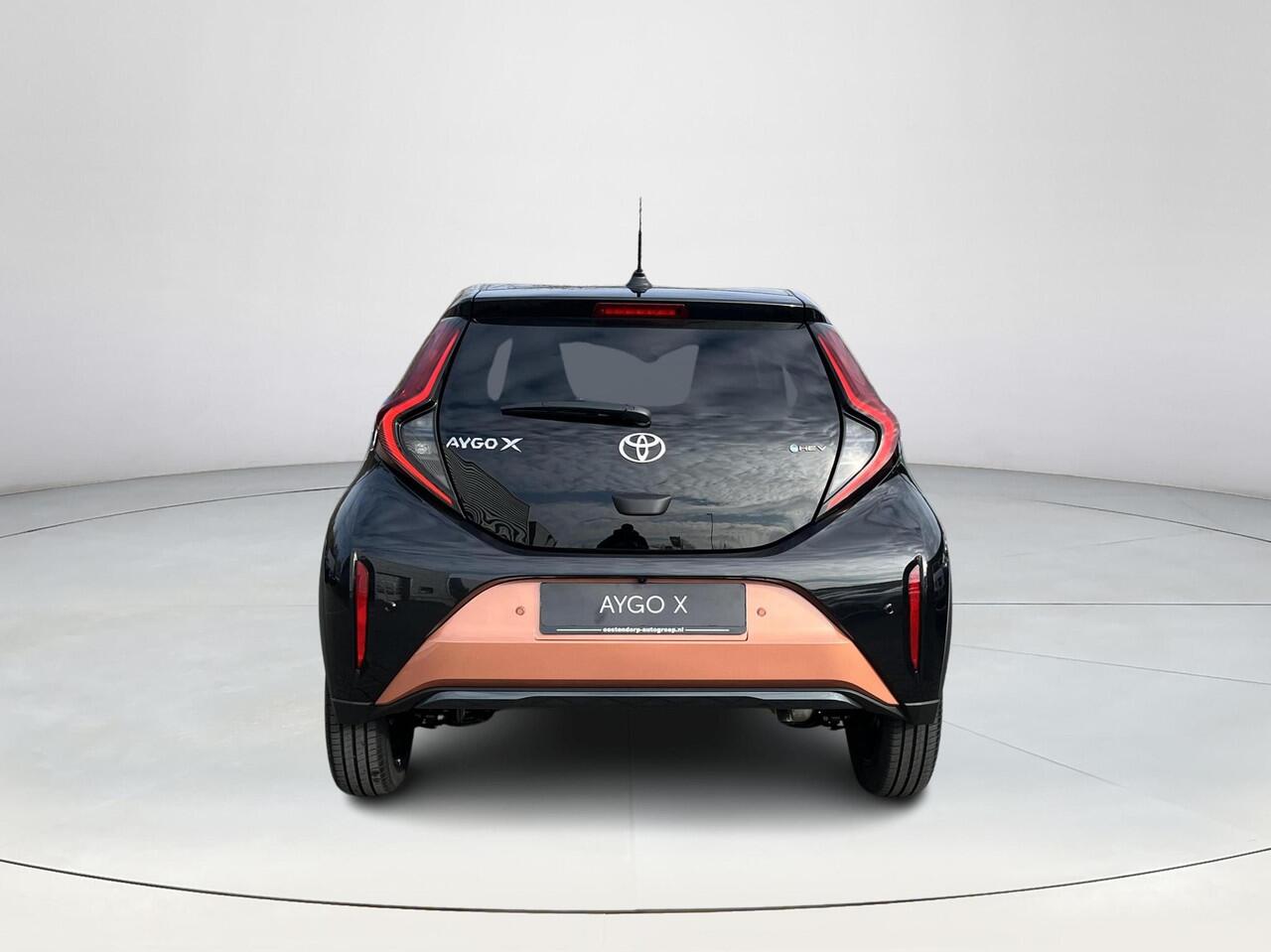 Toyota AYGO X Hybrid 115 envy | Uit voorraad leverbaar | ¤ 500 extra inruilwaarde |