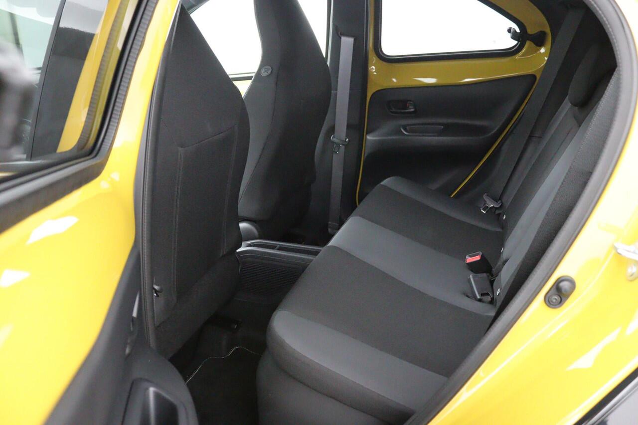 Toyota AYGO X Hybrid 115 GR Sport | 2026 | Automaat | Keyless Entry | Stoelverwarming |