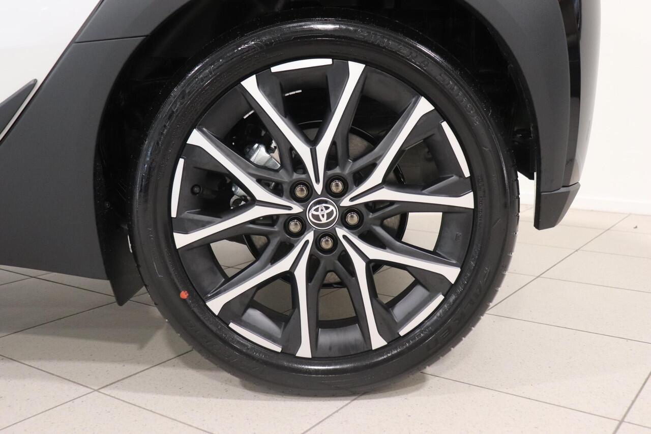 Toyota AYGO X Hybrid 115 GR Sport, Nieuw en snel leverbaar met ¤500,- inruilpremie!