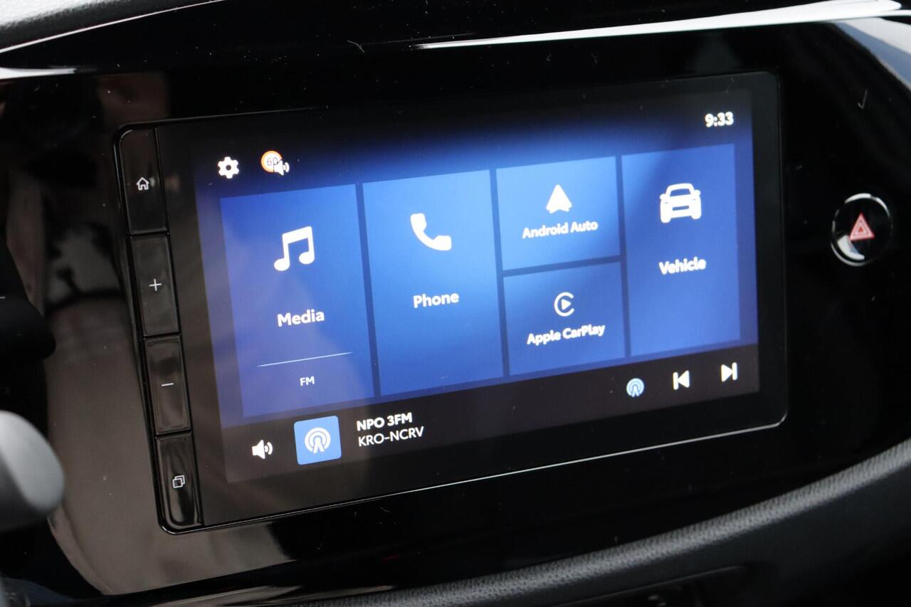 Toyota AYGO X Hybrid 115 Play. Apple Carplay, Extra Getint glas, Android Auto, Adaptieve cruise control, Parkeercamera, Road sign assist.