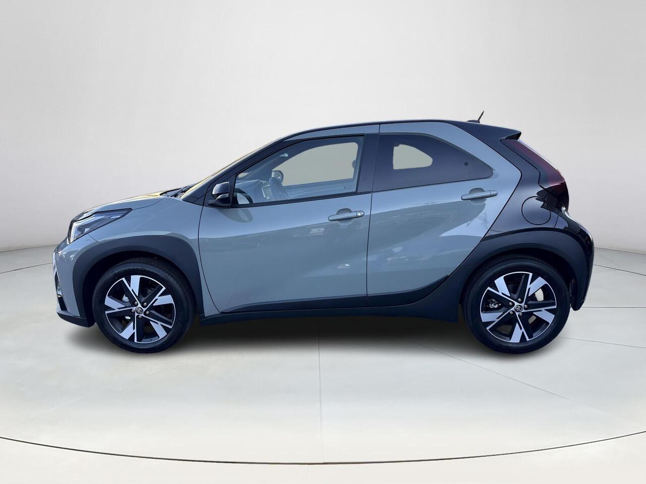 Toyota AYGO X Hybrid 115 pulse **NIEUWE AUTO/ HYBRIDE/ DIRECT LEVERBAAR**