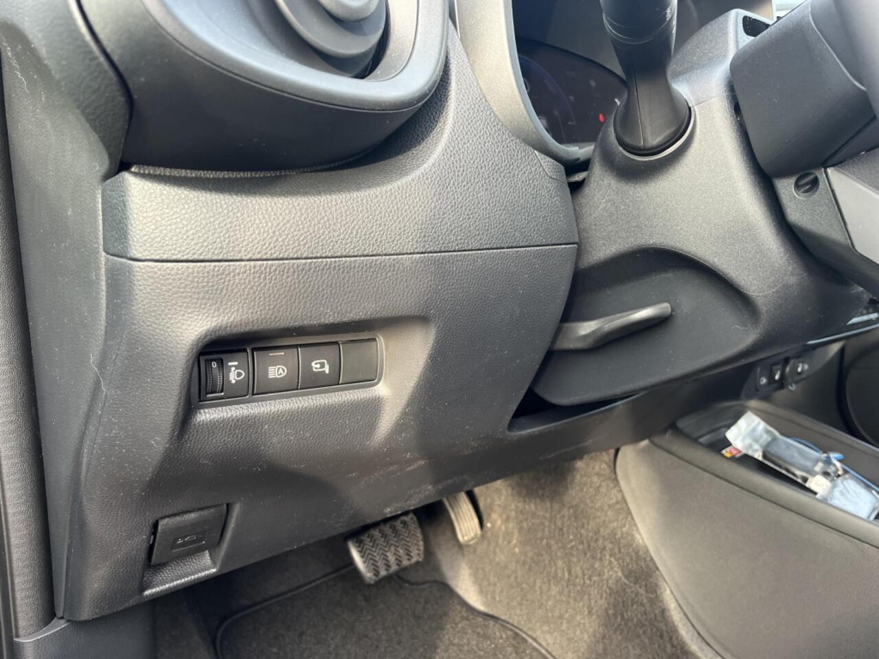 Toyota AYGO X Hybrid 115 Black Edition | Stoelverwarming | ACC | Apple Carplay