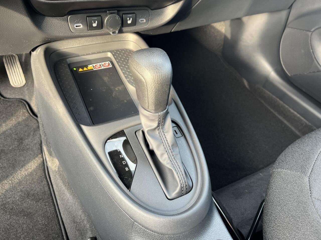 Toyota AYGO X Hybrid 115 Black Edition | Stoelverwarming | ACC | Apple Carplay