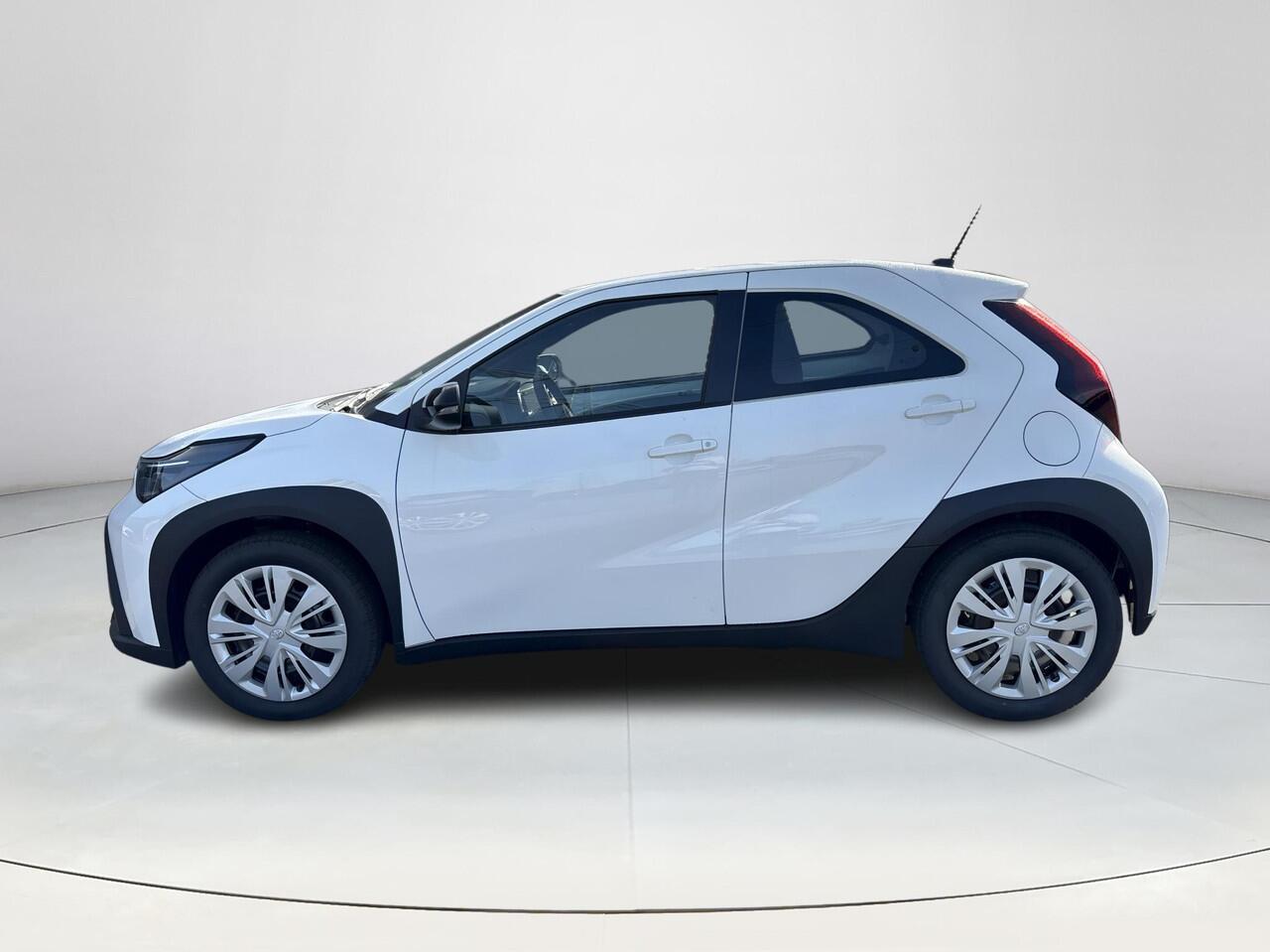 Toyota AYGO X Hybrid 115 play **NIEUWE AUTO/ HYBRIDE**