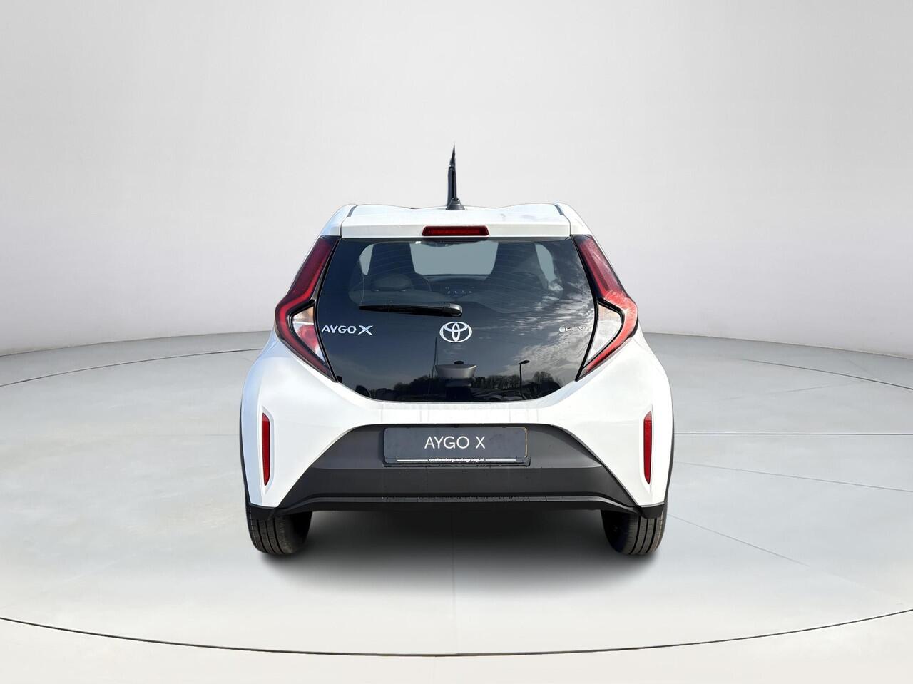 Toyota AYGO X Hybrid 115 play **NIEUWE AUTO/ HYBRIDE**