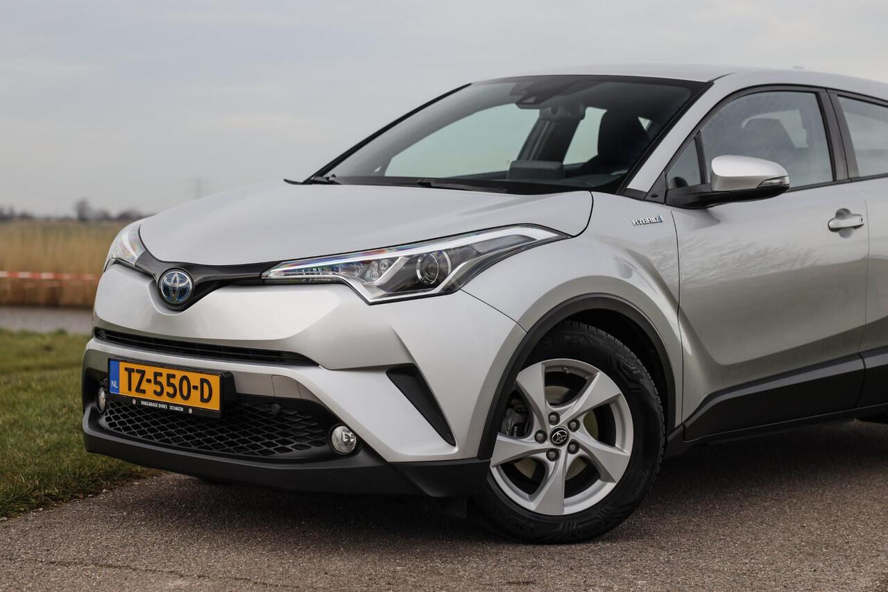 Toyota C-HR 1.8 Hybrid ? ACC ? Camera ? Navi