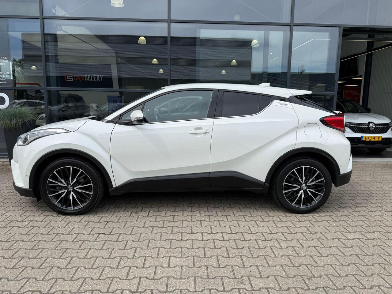 Toyota C-HR 1.2 Executive *Trekhaak & ACC*