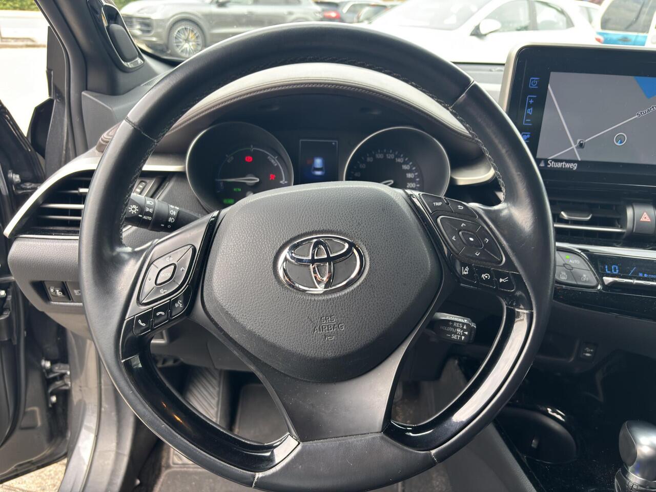 Toyota C-HR 1.8 Hybrid Executive AFNEEMBARE TREKHAAK, SLECHTS 67.529KM, ZEER NETTE AUTO!!!