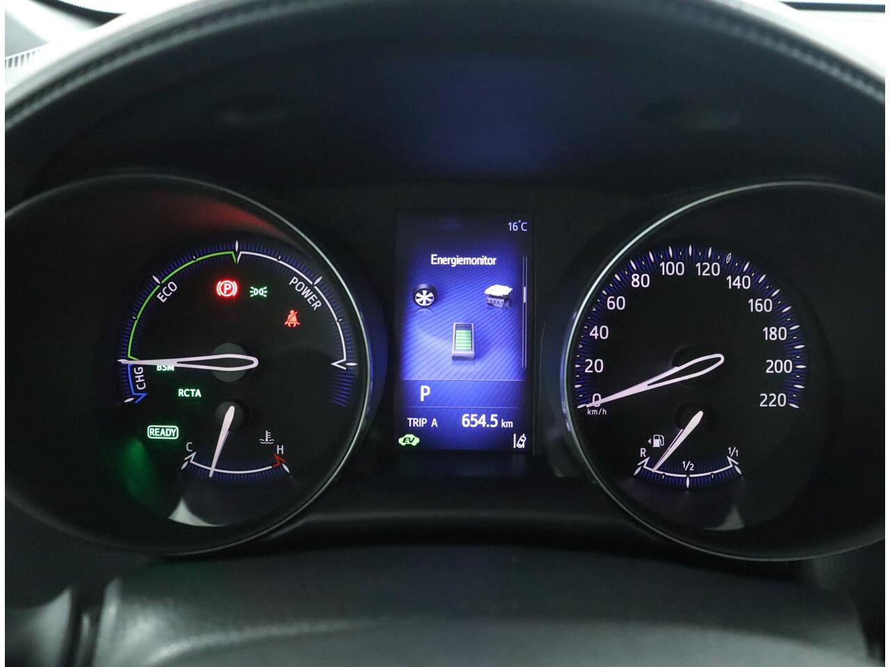 Toyota C-HR 1.8 Hybrid Style | Stoelverwarming | Stuurwielverwarming | Navigatie | Trekhaak |