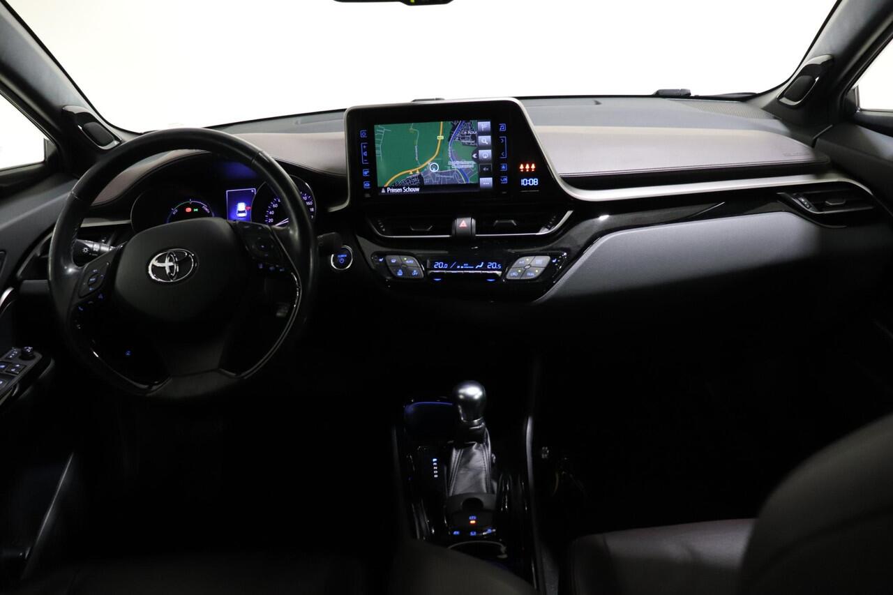 Toyota C-HR 1.8 Hybrid Executive, Bearlock, JBL, BSM, Half leder, Cruise Control, Climate Control Sensoren, Stoel & Stuur verwarming!