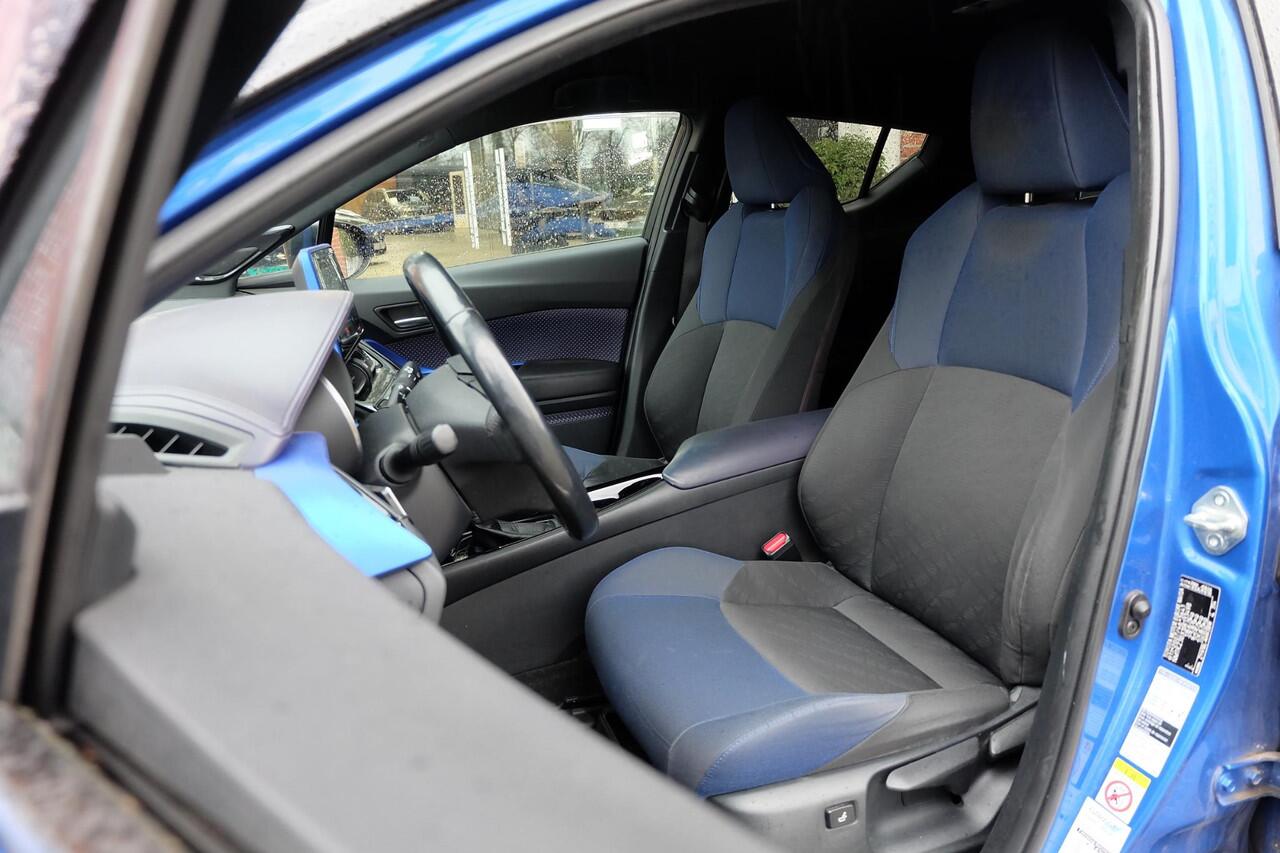 Toyota C-HR 1.8 Hybrid Bi-Tone Plus / Garantie t/m '28 / 1ste eigenaar / Dealeronderhouden