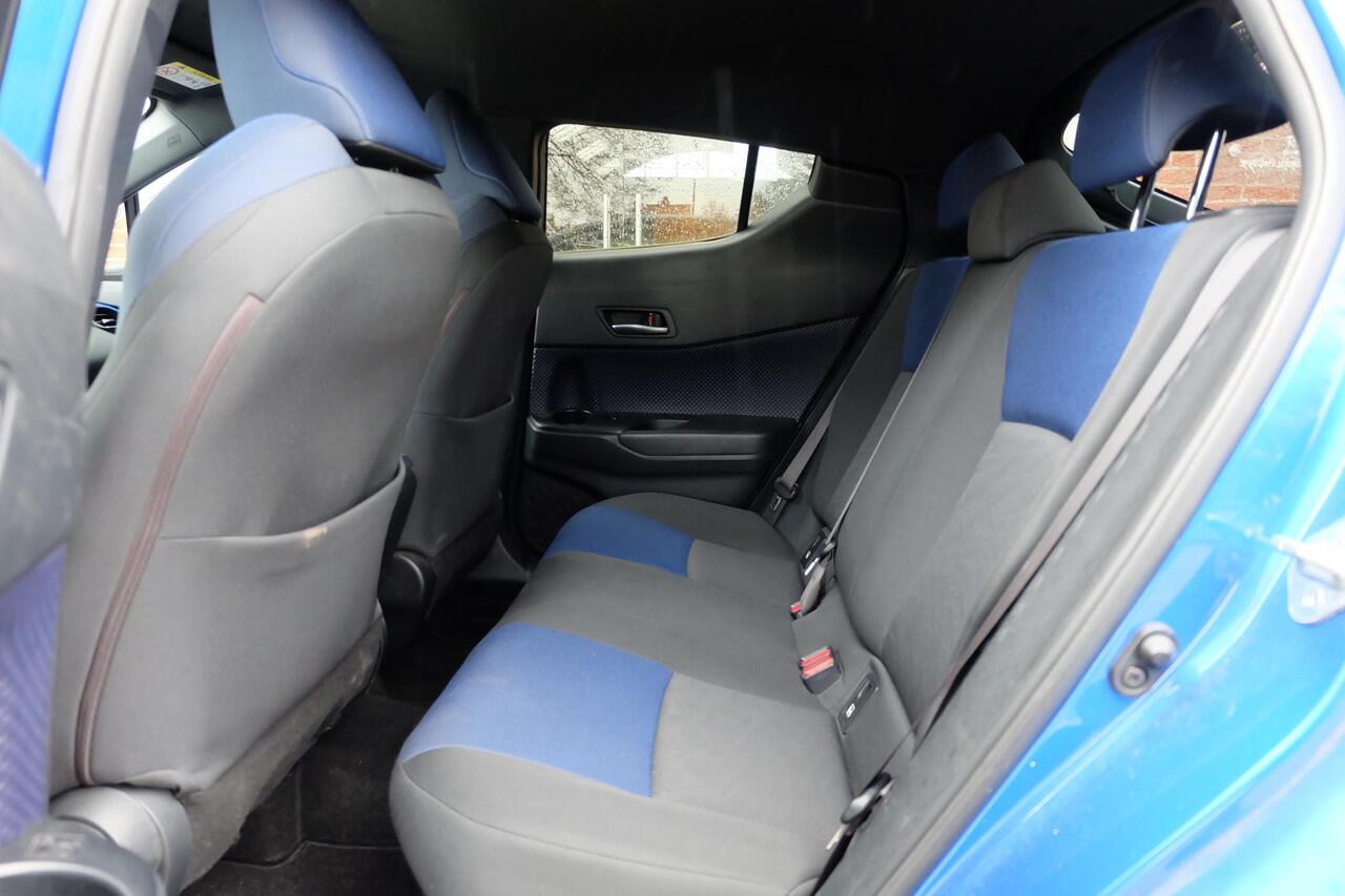 Toyota C-HR 1.8 Hybrid Bi-Tone Plus / Garantie t/m '28 / 1ste eigenaar / Dealeronderhouden