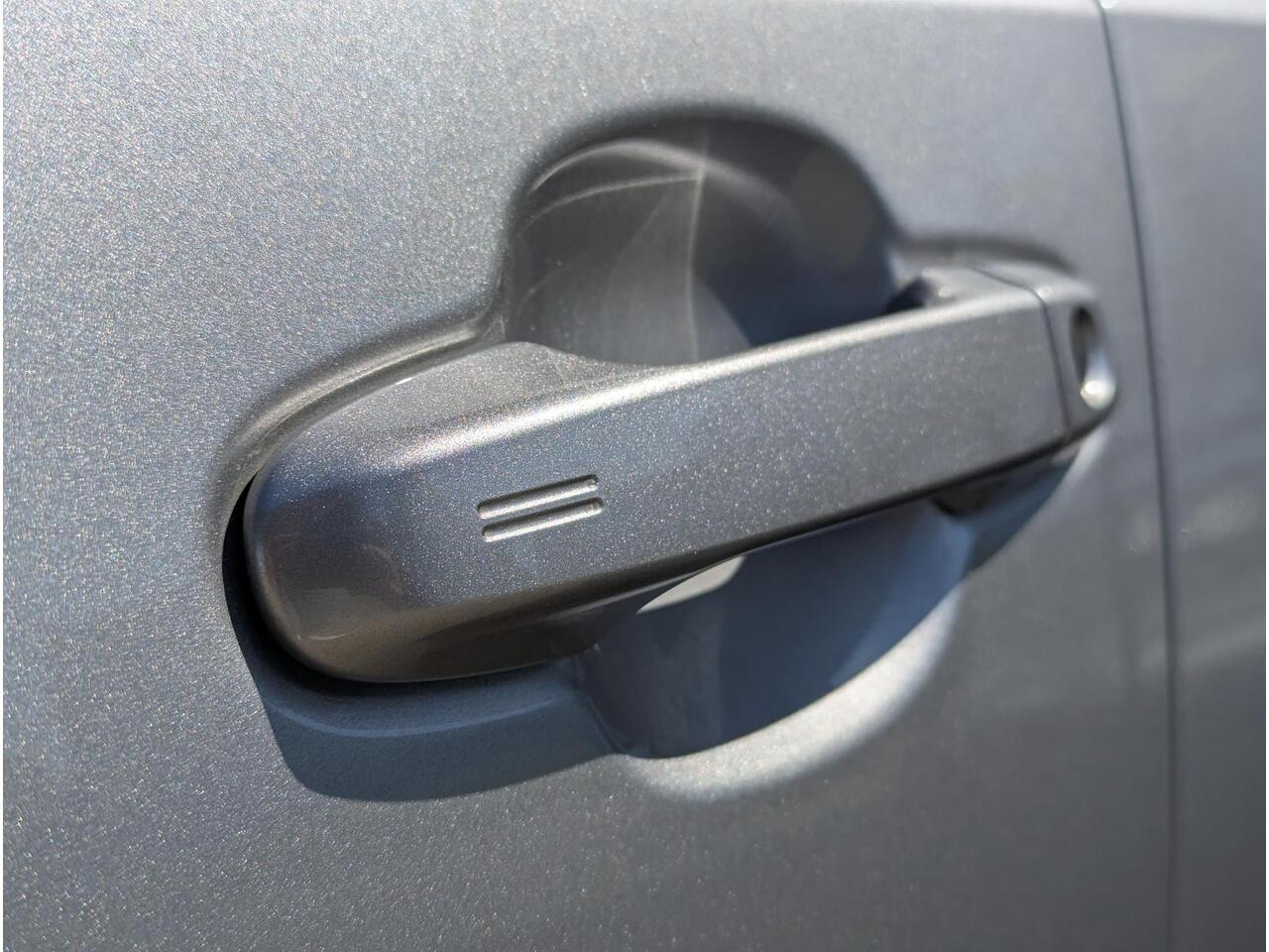 Toyota C-HR 1.8 Hybrid Style | Clima | Cruise | Navi | JBL | Stoelverw. | Trekhaak | BSM