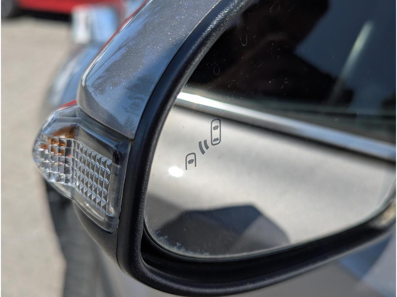 Toyota C-HR 1.8 Hybrid Style | Clima | Cruise | Navi | JBL | Stoelverw. | Trekhaak | BSM