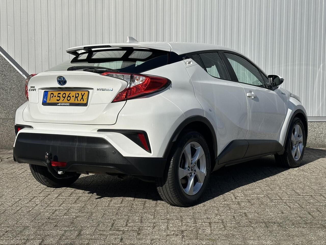 Toyota C-HR 1.8 Hybrid Active / Adaptieve Cruise Control / Navigatie / Airco Climate Control / Achteruitrijcamera