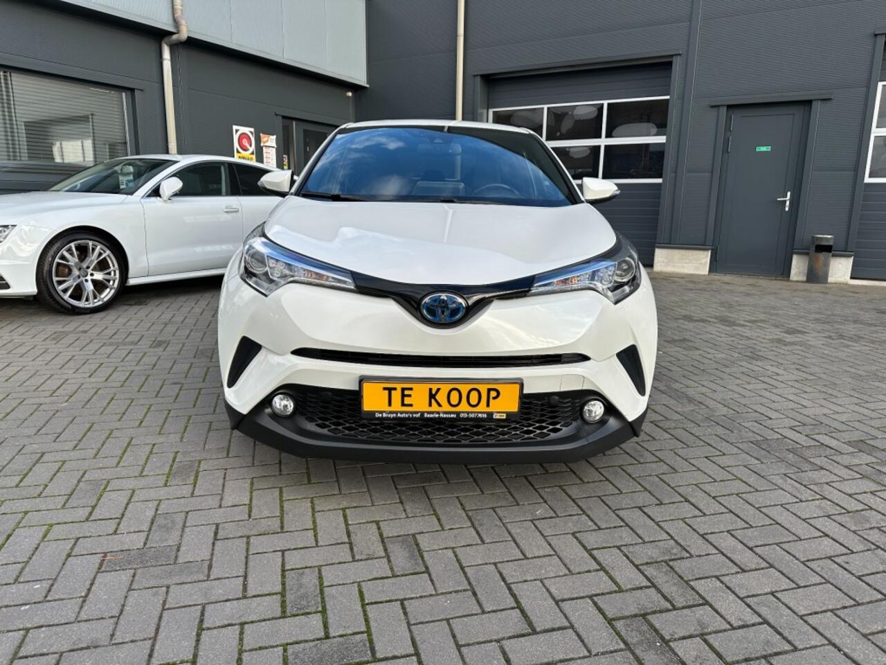 Toyota C-HR 1.8i Hybride Aut. Dynamic Navi. Camera stoelverw.