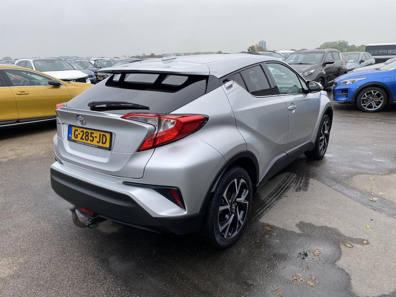 Toyota C-HR 1.2 Dynamic Nederlandse auto, Trekhaak 7-polig, stoelverwarming, navigatie, achteruitrij camera, adaptieve cruise control, keyless