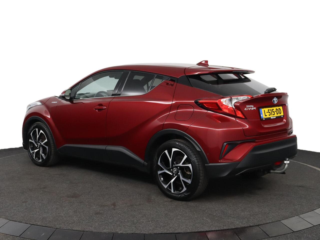 Toyota C-HR 1.8 Hybrid Style | Trekhaak | Stoelverwarming | Navigatie |