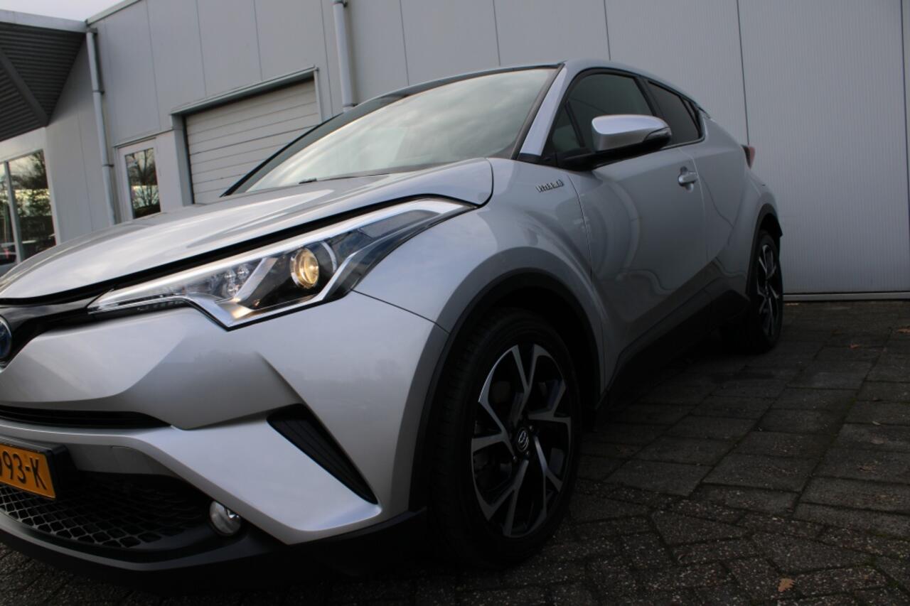 Toyota C-HR 1.8 Hybrid Dynamic