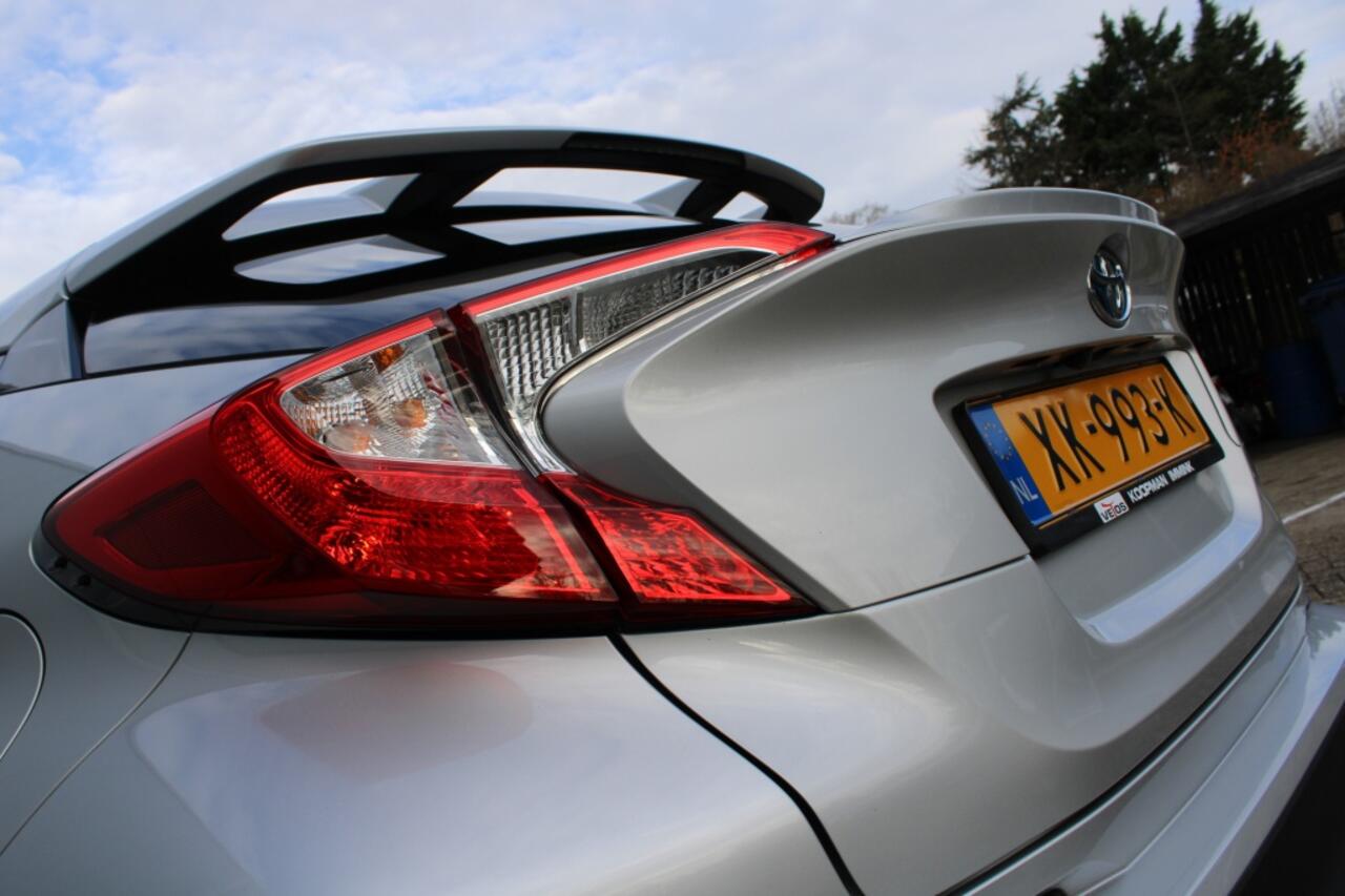 Toyota C-HR 1.8 Hybrid Dynamic