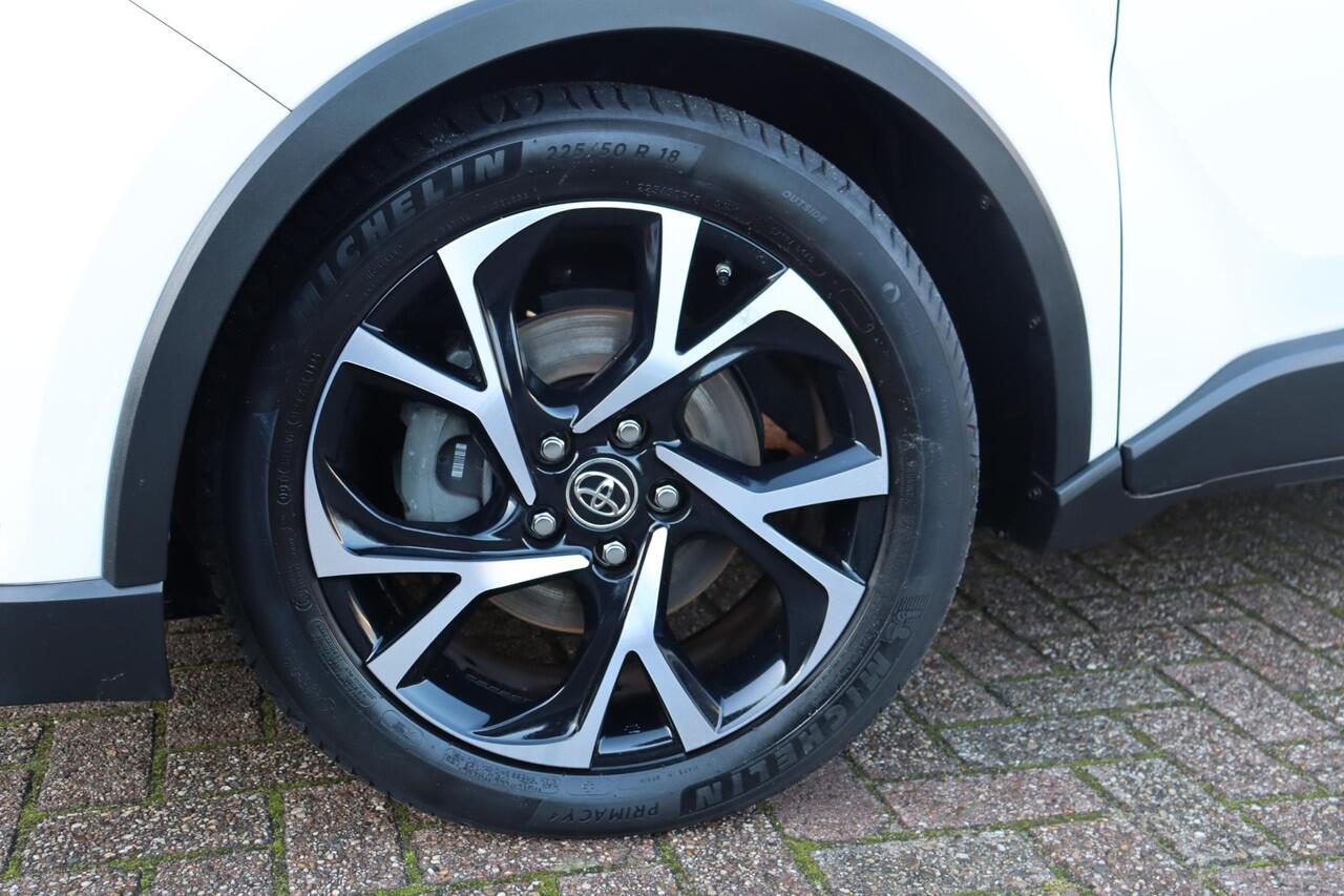 Toyota C-HR 1.8 Hybrid Dynamic, Stoelverwarming