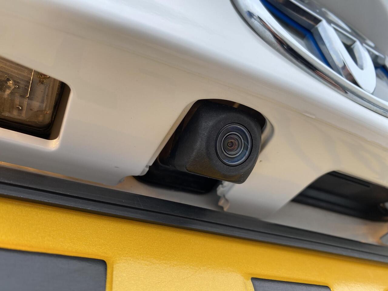 Toyota C-HR 1.8 Hybrid Active automaat NL-auto, boekjes compleet, afneembare trekhaak 7-polig, keyless start, adaptieve cruise control, achteruitrij camera,