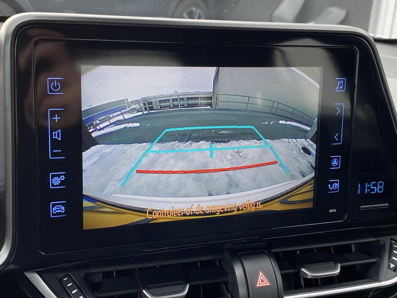 Toyota C-HR 1.8 Hybrid Active automaat NL-auto, boekjes compleet, afneembare trekhaak 7-polig, keyless start, adaptieve cruise control, achteruitrij camera,