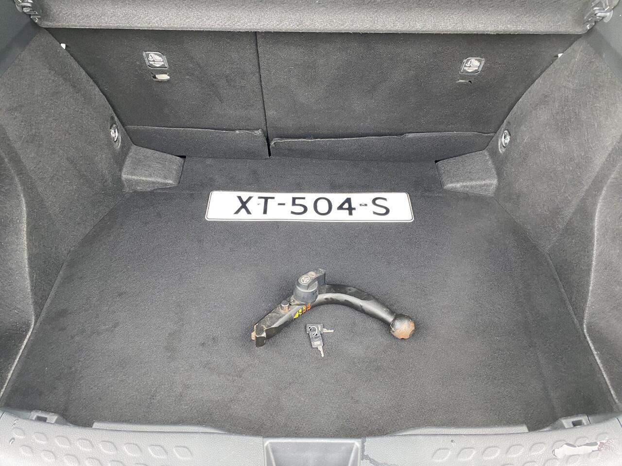 Toyota C-HR 1.8 Hybrid Active automaat NL-auto, boekjes compleet, afneembare trekhaak 7-polig, keyless start, adaptieve cruise control, achteruitrij camera,