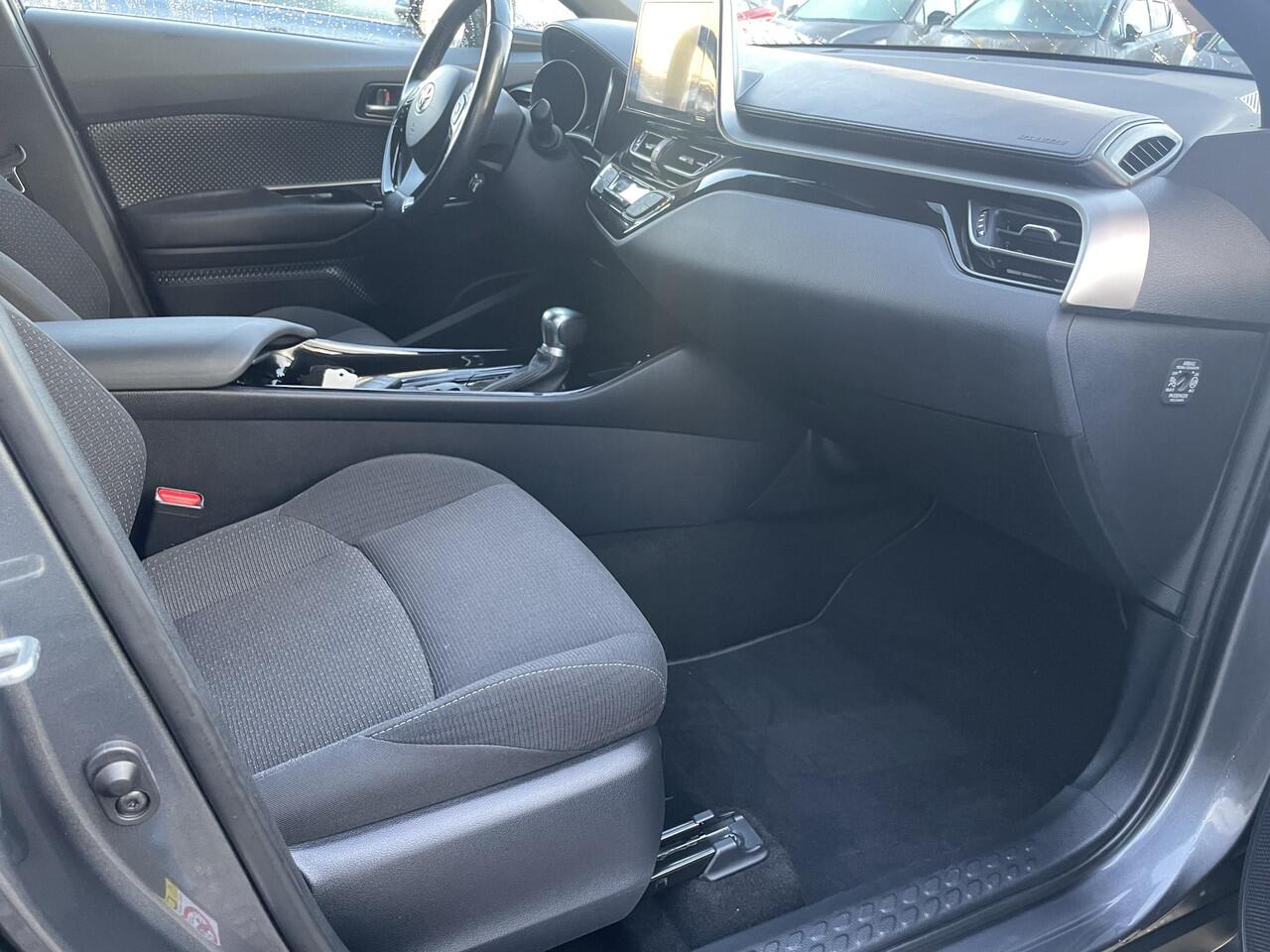 Toyota C-HR 1.8 Hybrid Style All seasonbanden