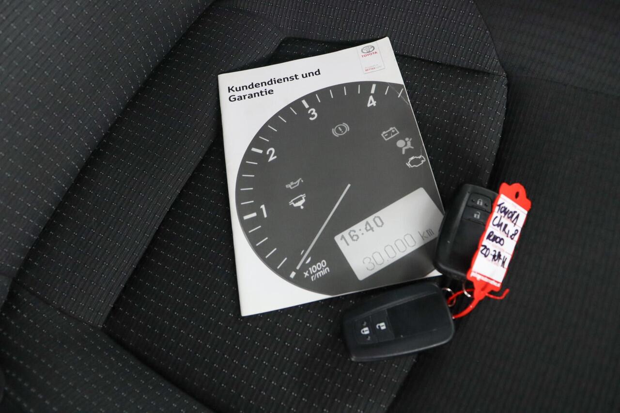 Toyota C-HR 1.8 Hybrid Business Intro | Stoel en stuurwiel verwarming | Navigatie |