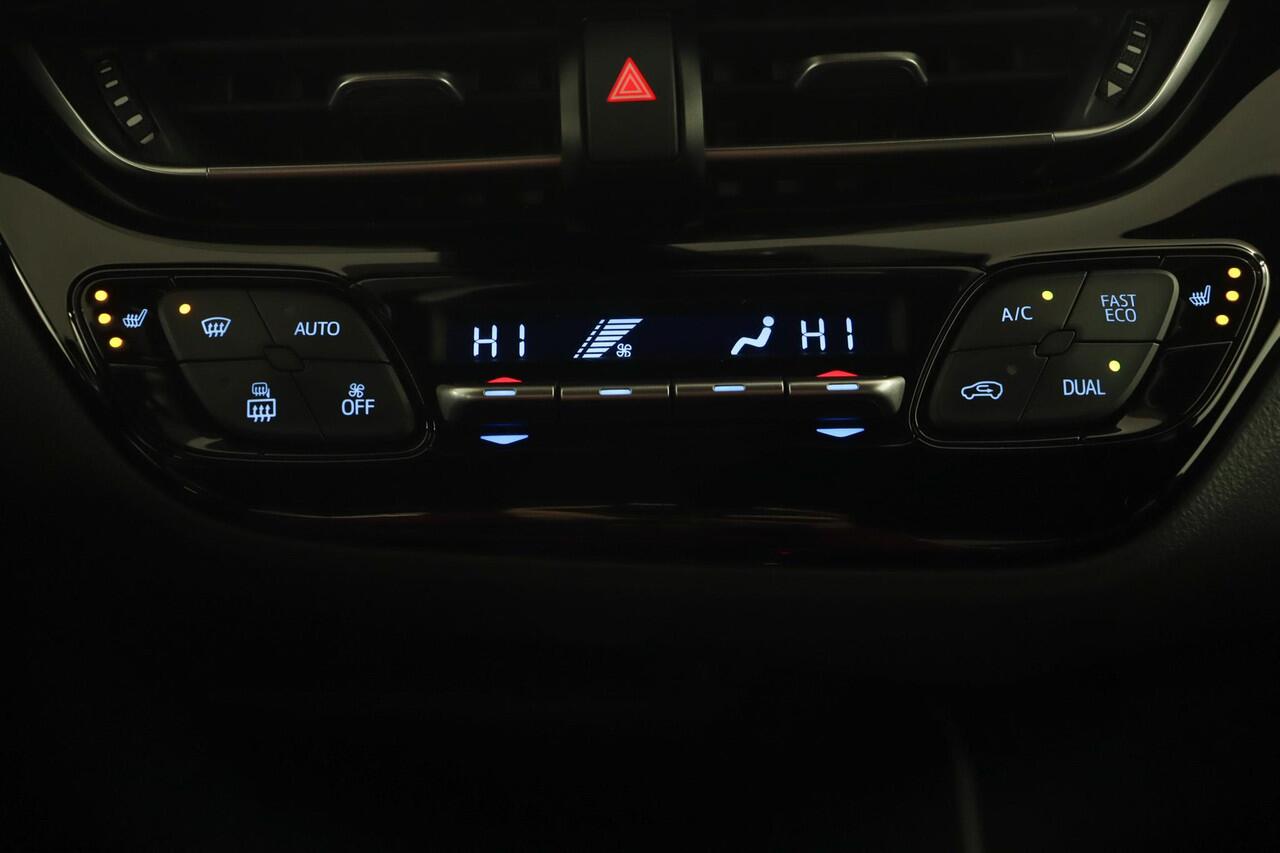 Toyota C-HR 1.8 Hybrid Business Intro | Stoel en stuurwiel verwarming | Navigatie |