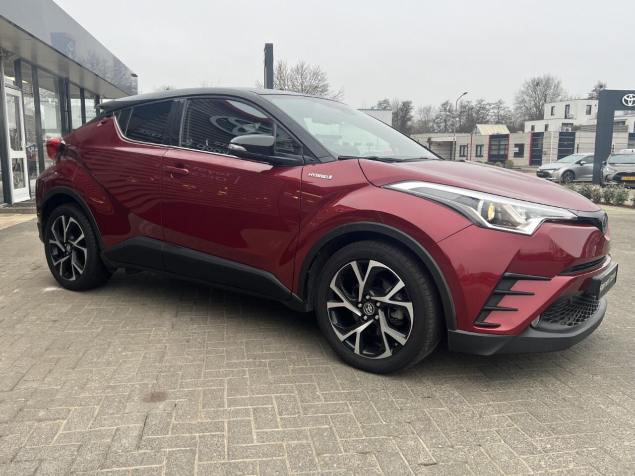 Toyota C-HR 1.8 Hyride Sport | JBL | Bi-Tone | Stoelverwarming