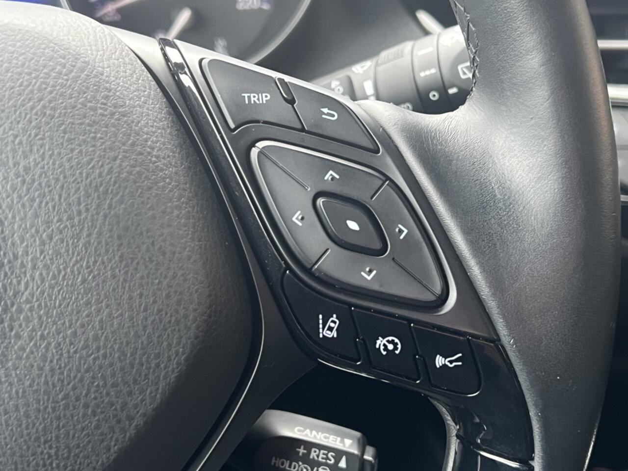 Toyota C-HR 1.8 Hyride Sport | JBL | Bi-Tone | Stoelverwarming