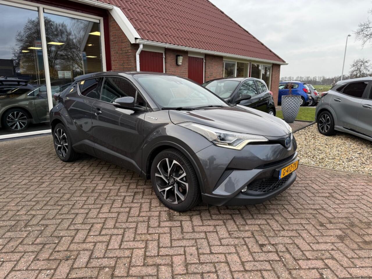 Toyota C-HR 1.8 HYBRID STYLE ULTMATE AUTOMAAT SLECHTS 64.289 KM!!