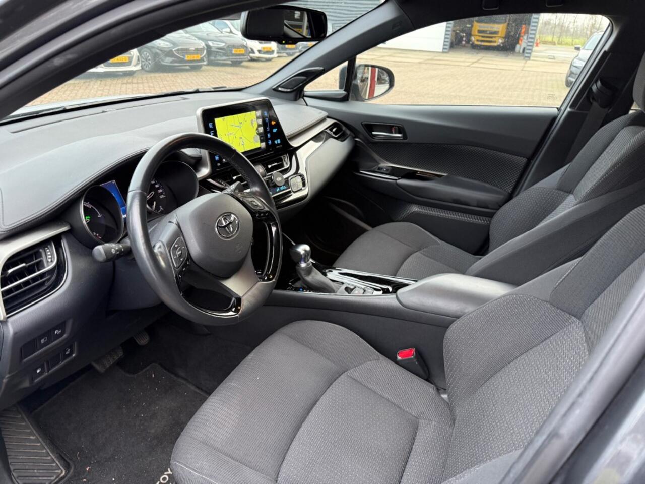 Toyota C-HR 1.8 HYBRID STYLE ULTMATE AUTOMAAT SLECHTS 64.289 KM!!