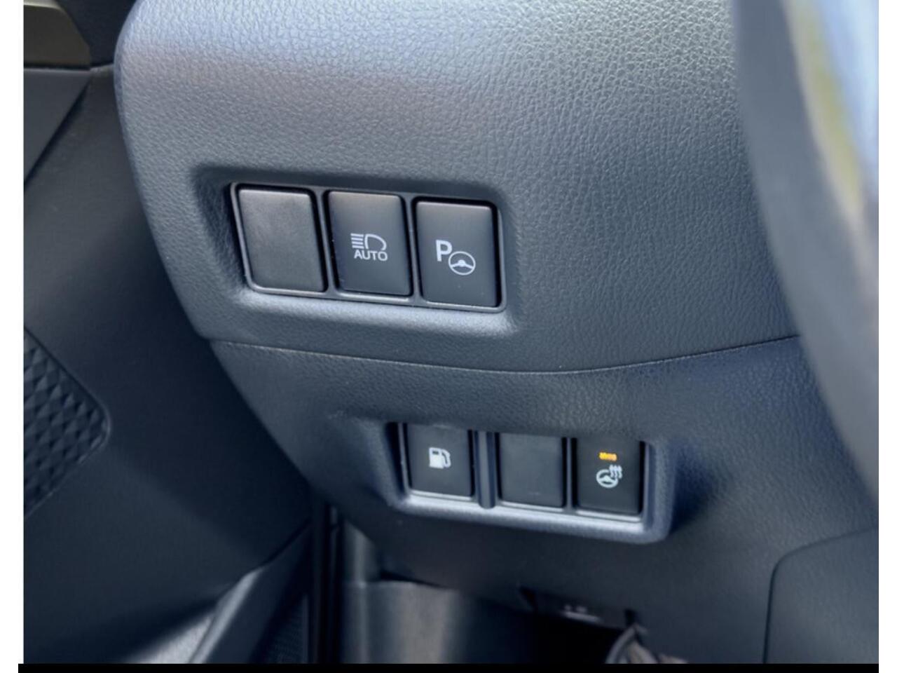 Toyota C-HR 1.8 Hybrid Business Intro AUTOMAAT | 2019