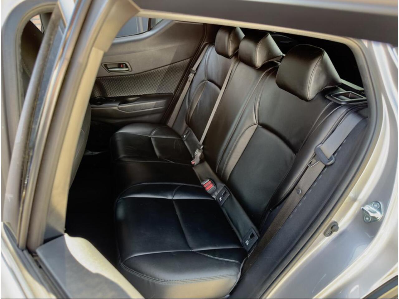 Toyota C-HR 1.8 Hybrid Business Intro AUTOMAAT | 2019