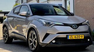 toyota-c-hr-1.8-hybrid-business-int