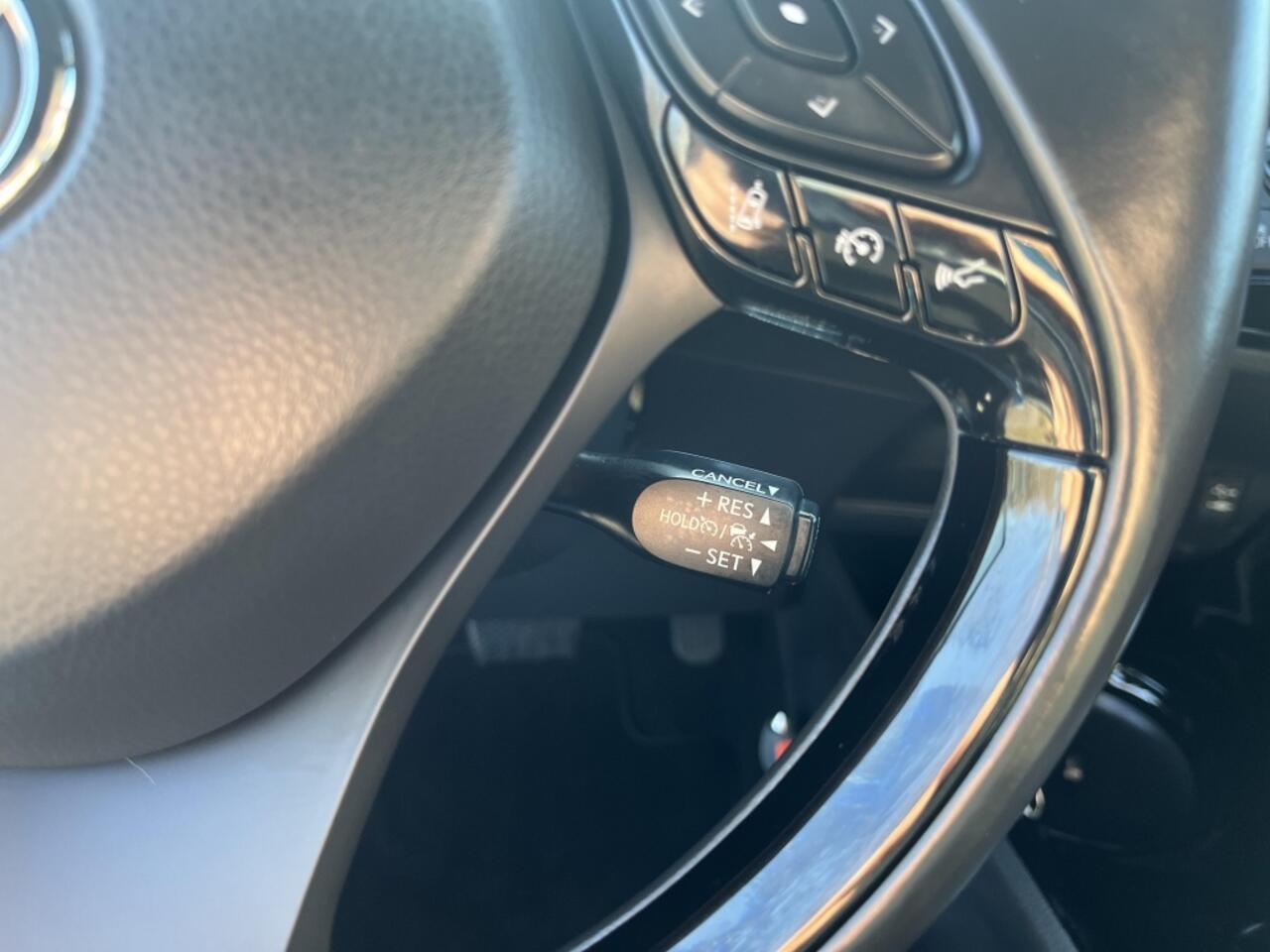 Toyota C-HR 1.8 Hybrid Executive Ultimate