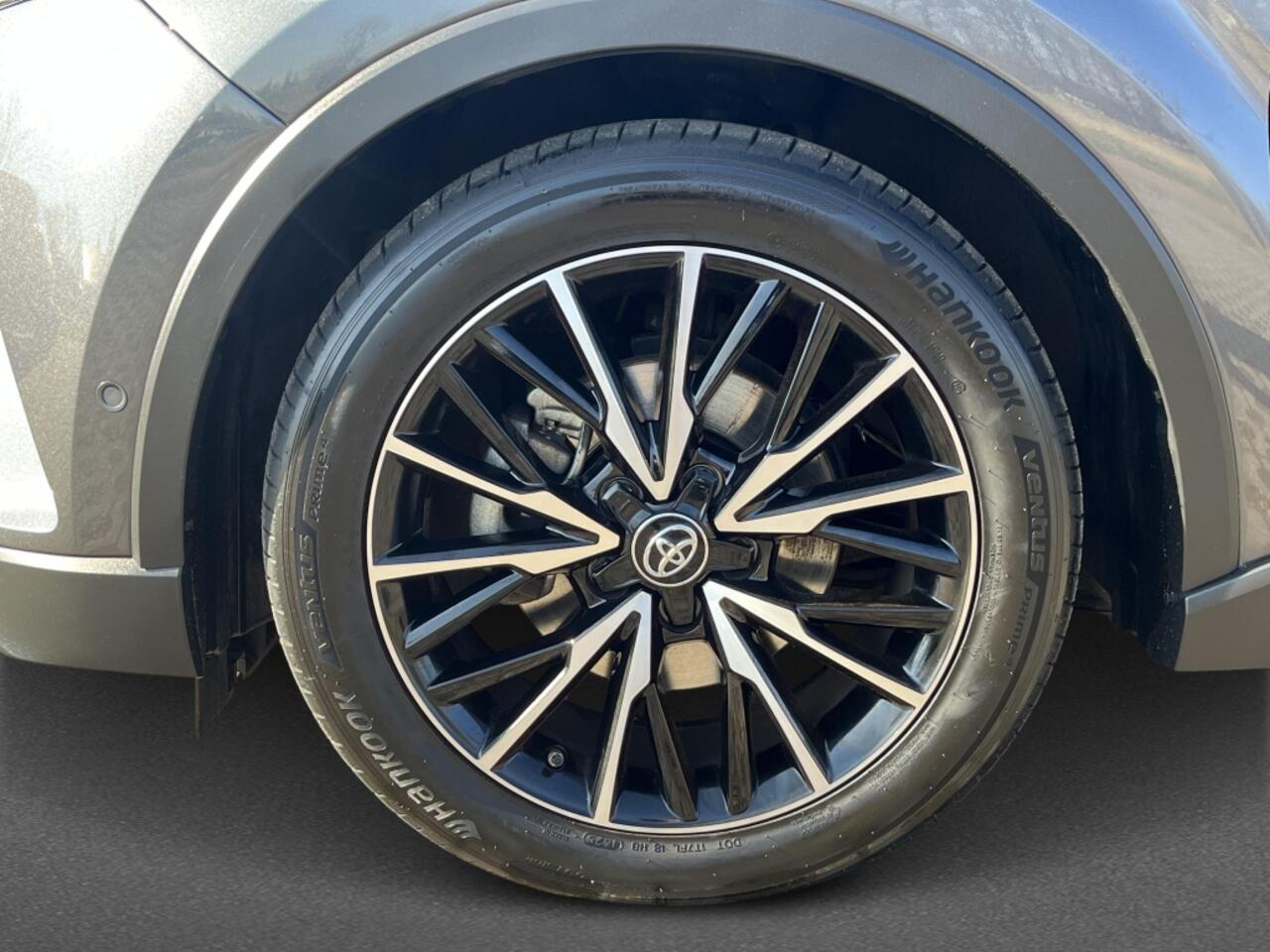 Toyota C-HR 1.8 Hybrid Executive Ultimate